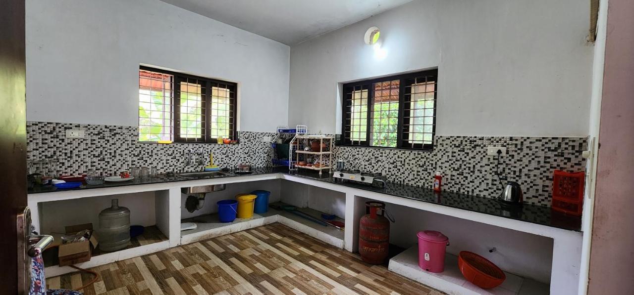 'Marari Johns Homestay' Mararikulam, Alappuzha Kültér fotó